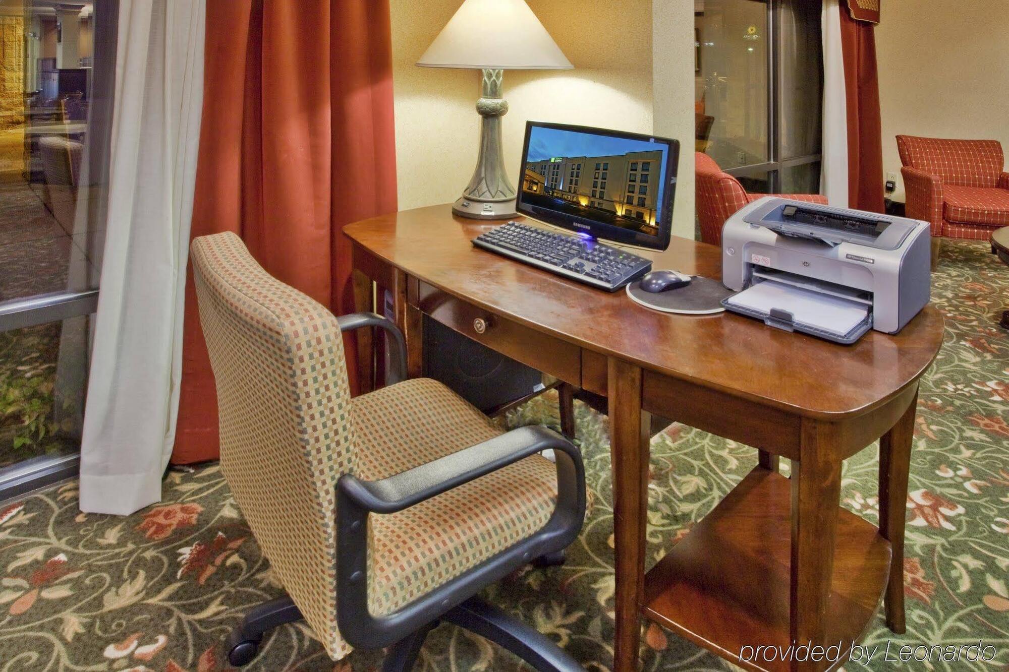 Holiday Inn Express Atlanta W Дагласвілл Екстер'єр фото