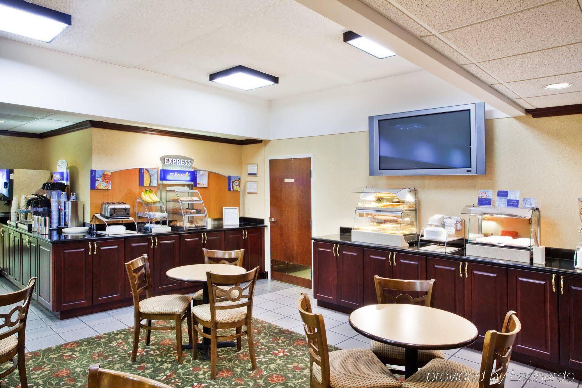 Holiday Inn Express Atlanta W Дагласвілл Екстер'єр фото