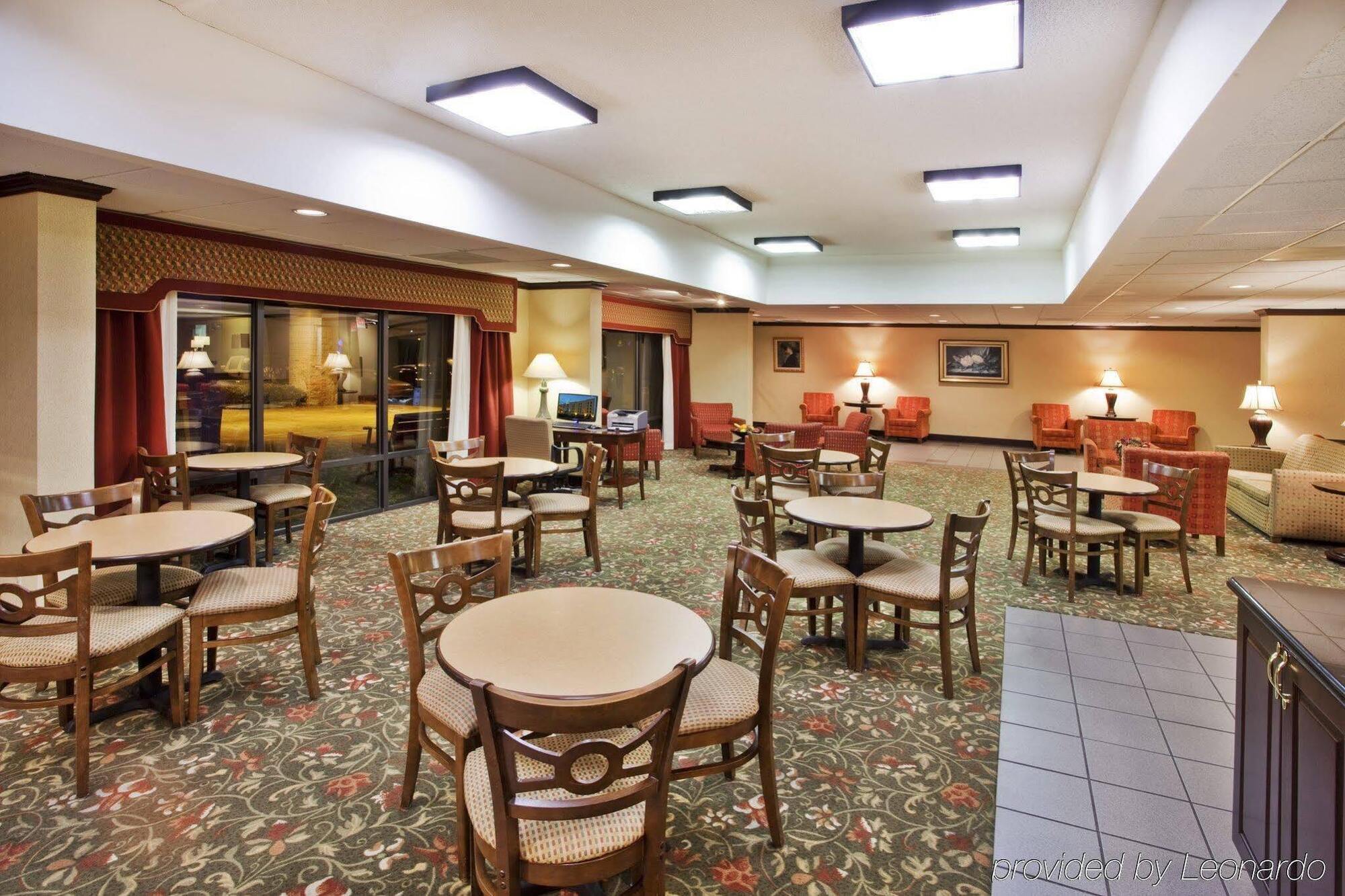 Holiday Inn Express Atlanta W Дагласвілл Екстер'єр фото